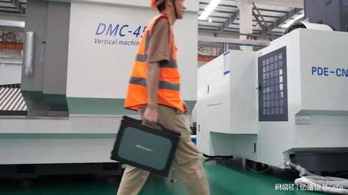 億道三防丨熱插拔工業三防筆記本電腦 賦能高效運維與實時監控的行業應用